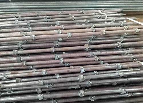 连南隧道钢花管